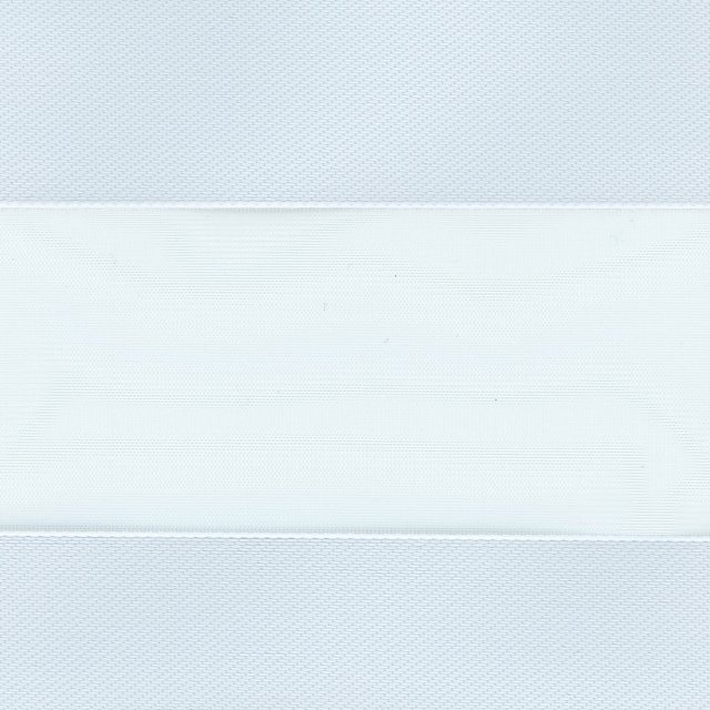 Cayman White 2105