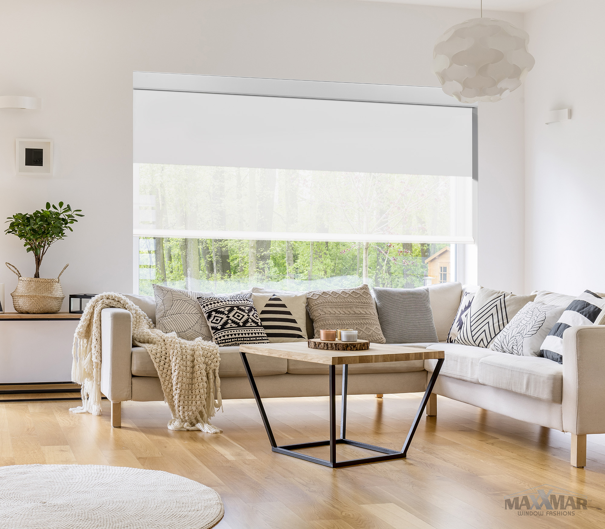 Roller Shades Opera opacity example